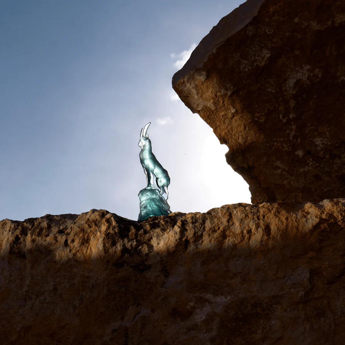 Lalique Bouquetin/Ibex Skulptur Persepolis Blue 