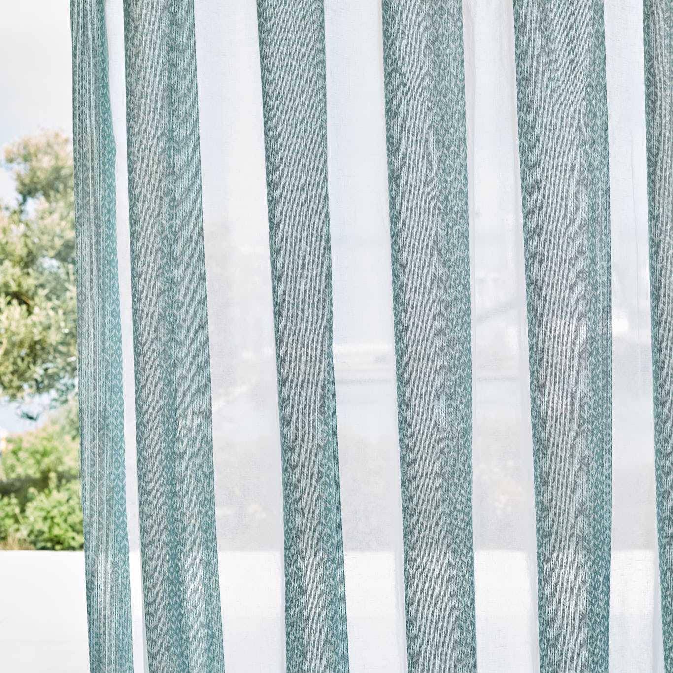 Harlequin Ether Sheer