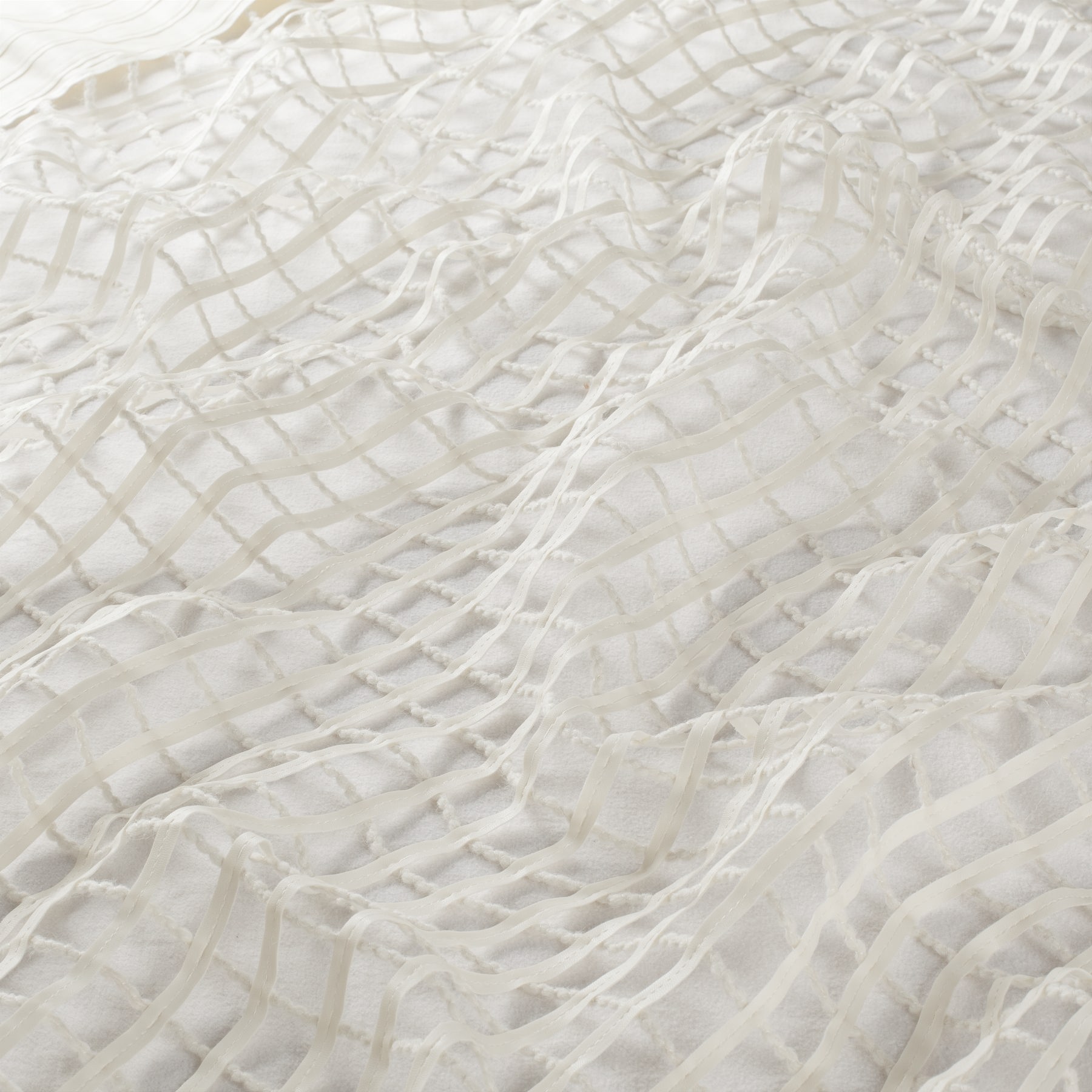 Chivasso Chain Reaction – Vorhangstoff Netzgewebe Kunstleder