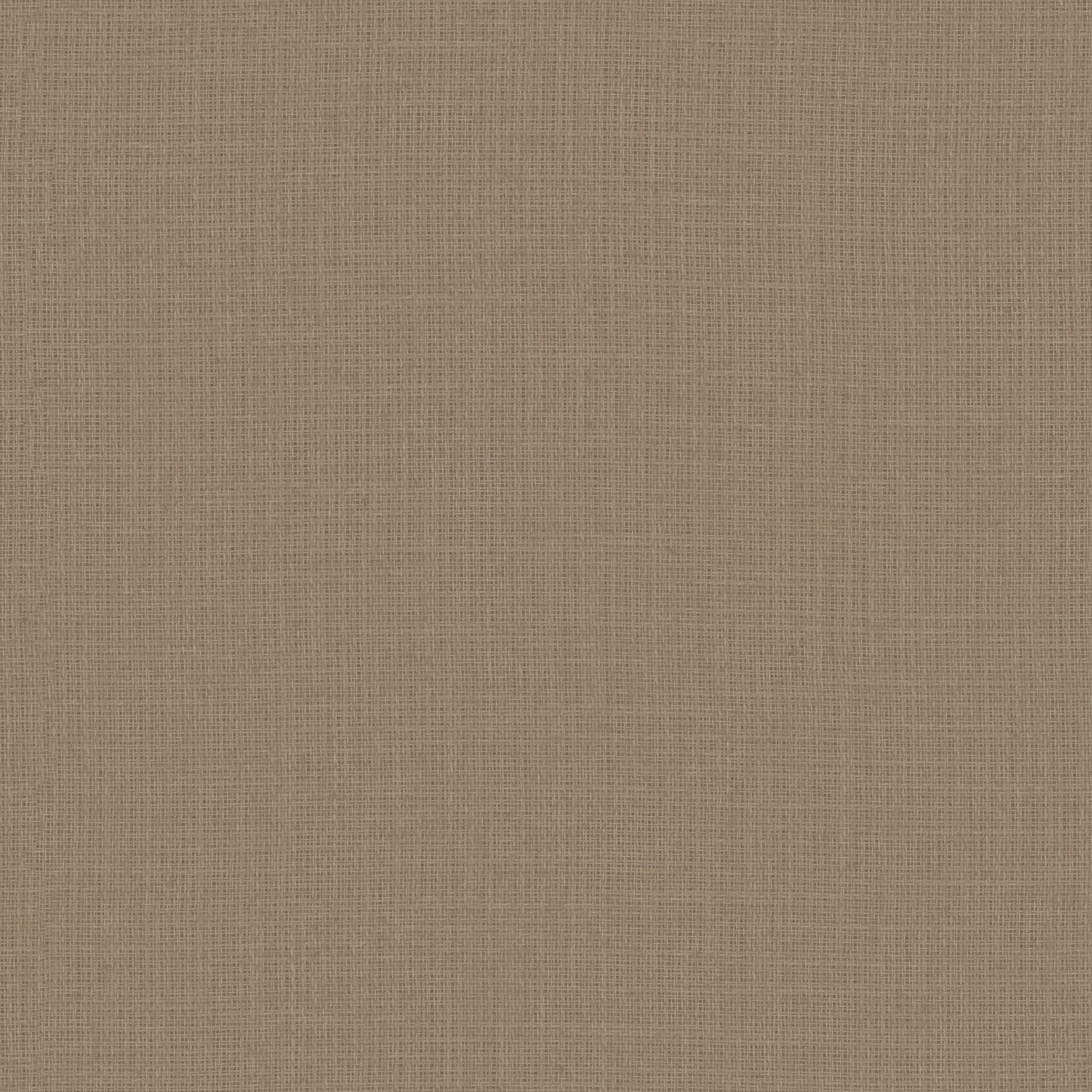 885