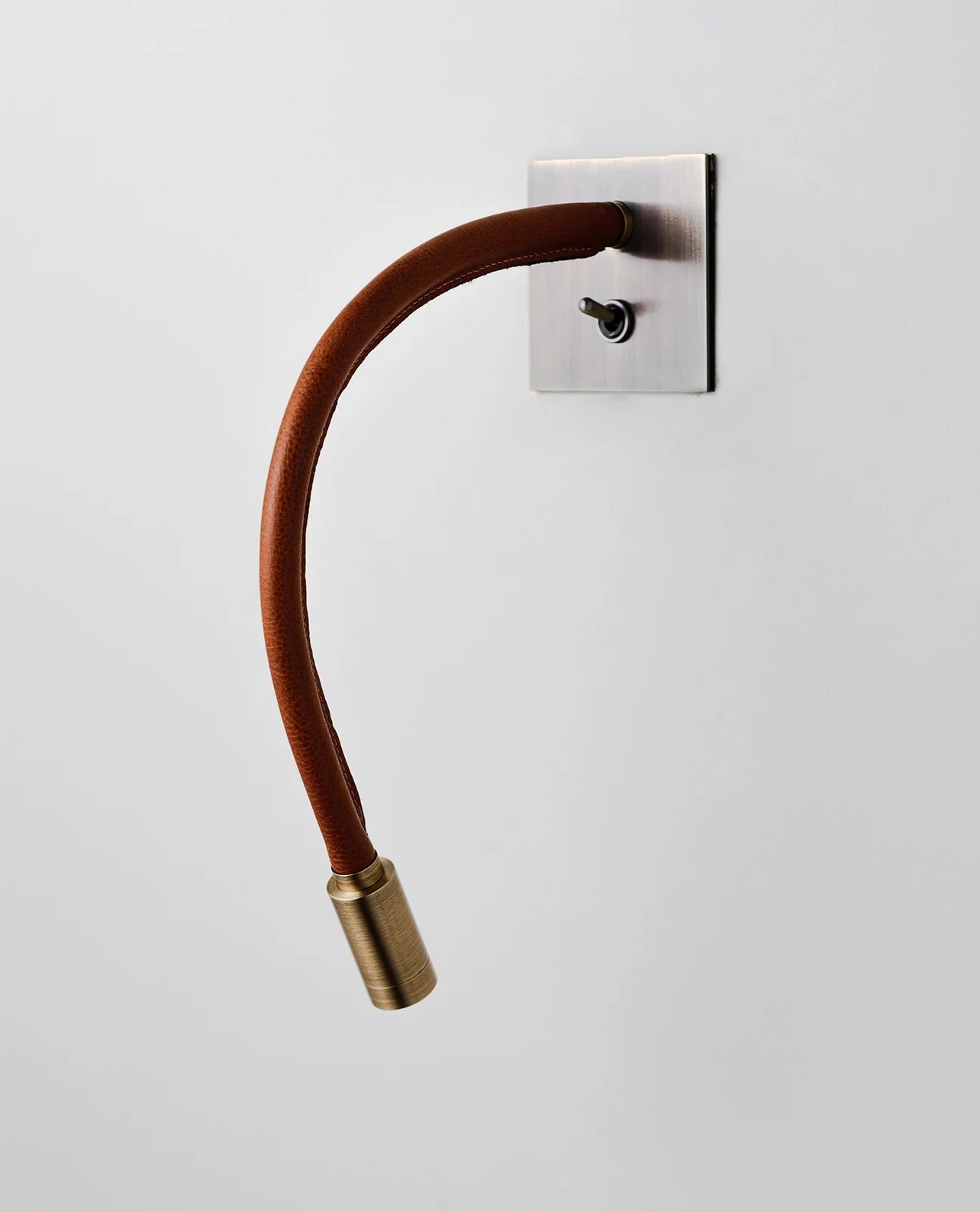 Porta Romana Huxley Jordan Wall Light Large
