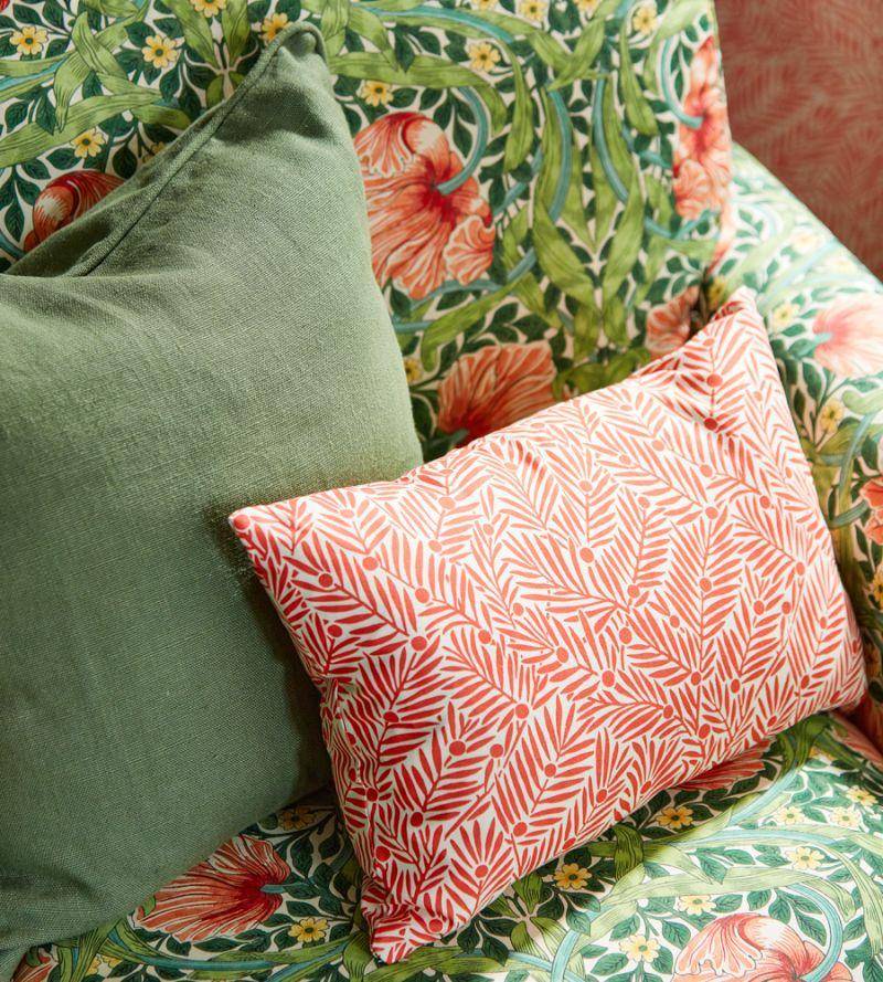 Morris & Co Yew & Aril 