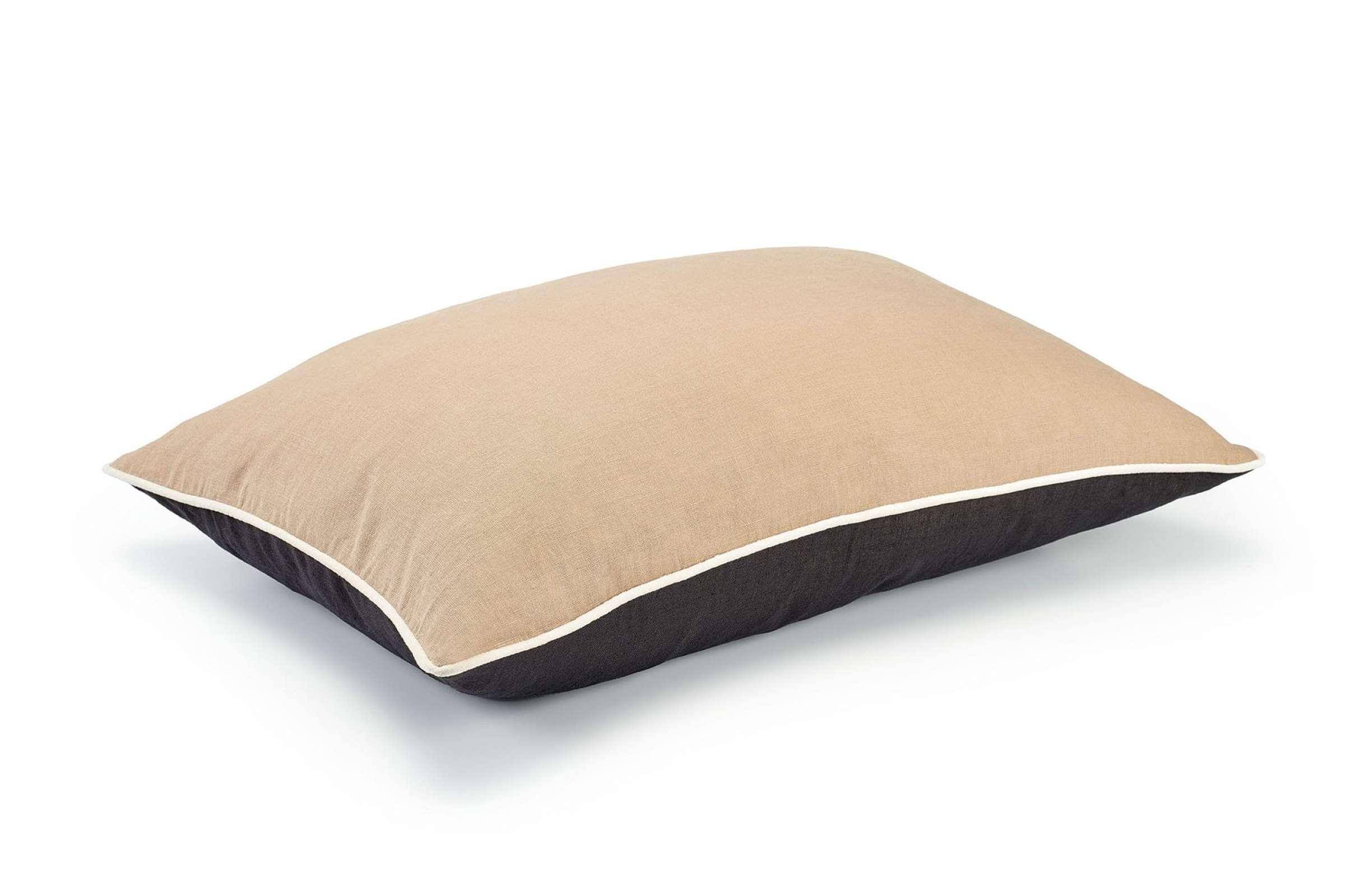 Elitis Artemis Macaron reglisse 50x70cm