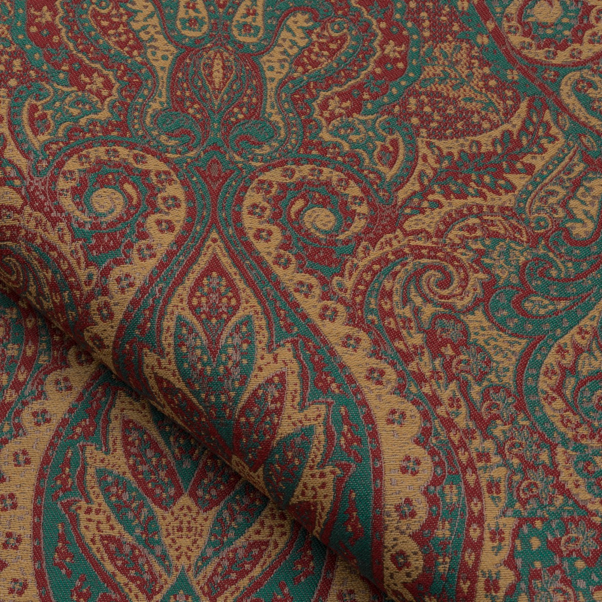 Nobilis Paisley
