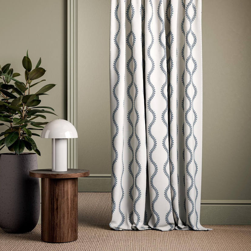  Clarke & Clarke Woburn II - Dekostoff Design mit Stickerei