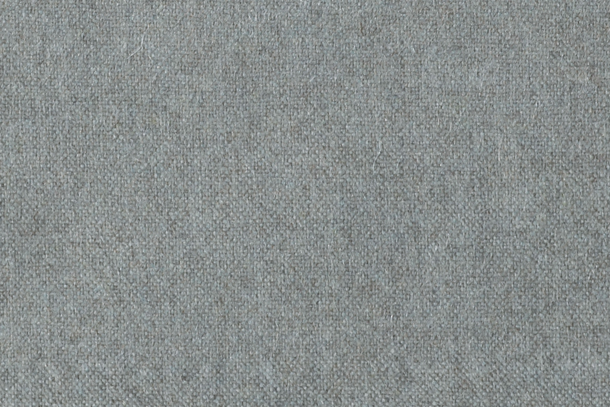 325