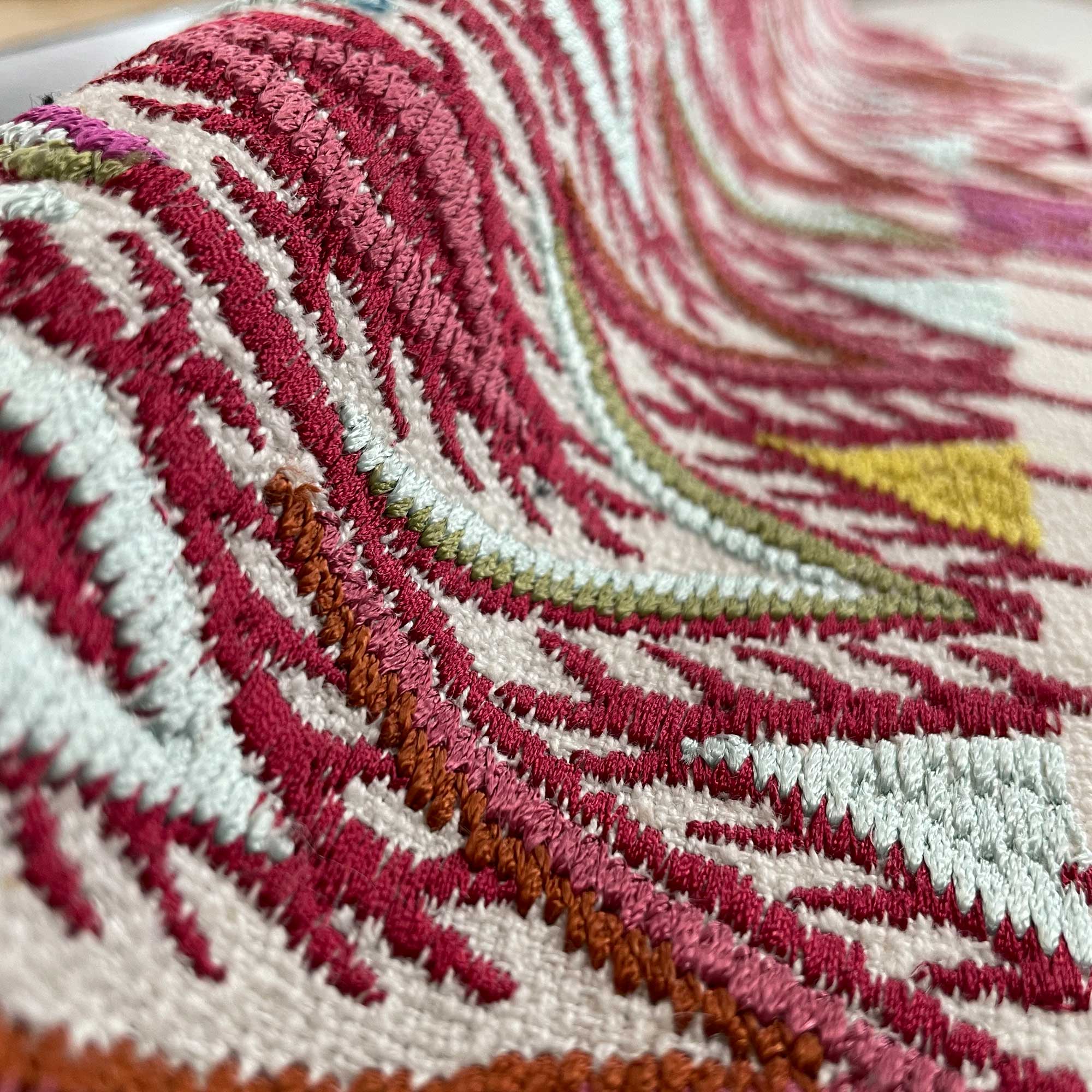 Gastón y Daniela  Huipil