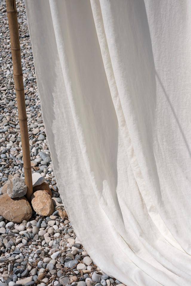 Dedar Wide Linen April