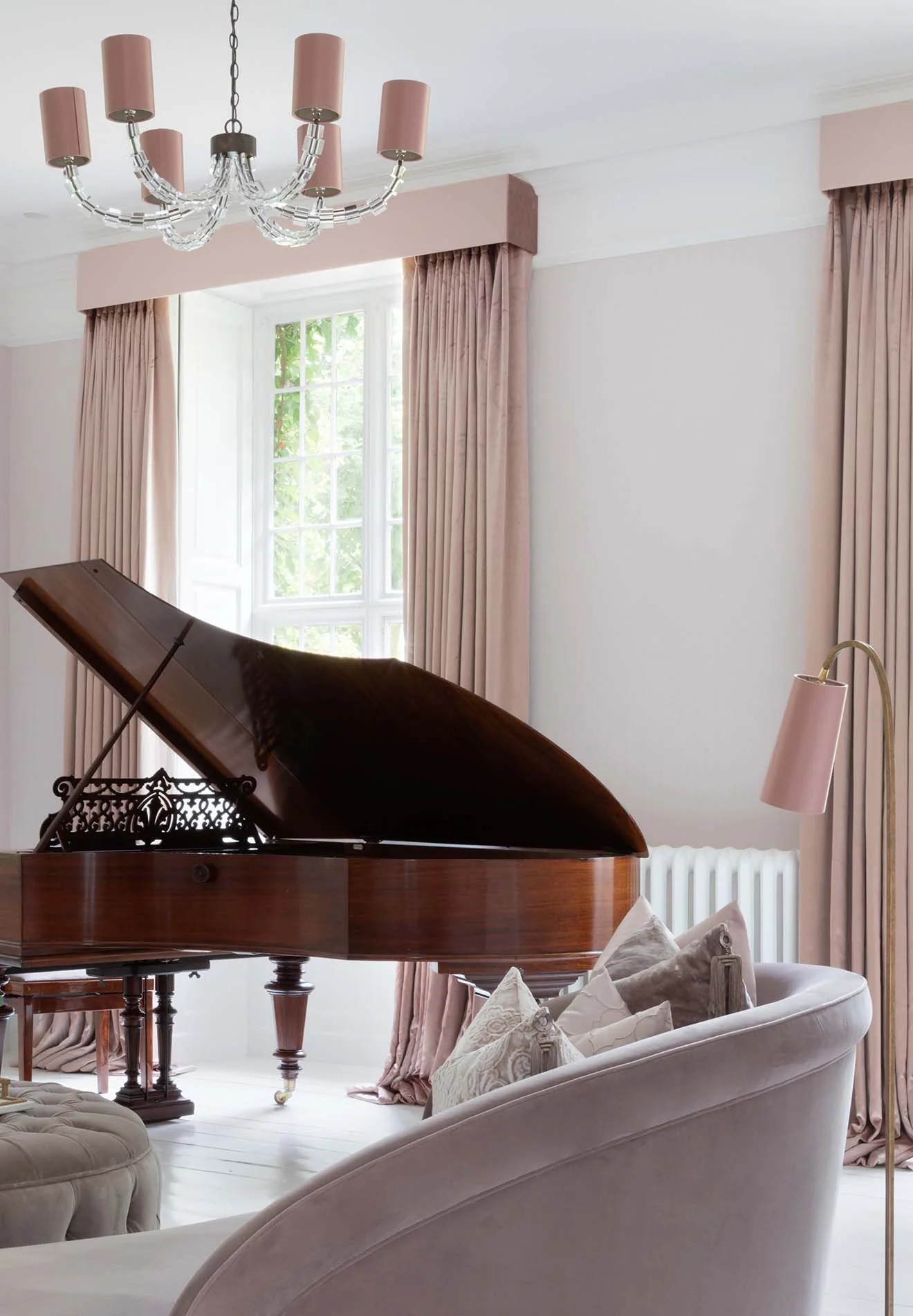 Porta Romana Lartigue Round Chandelier