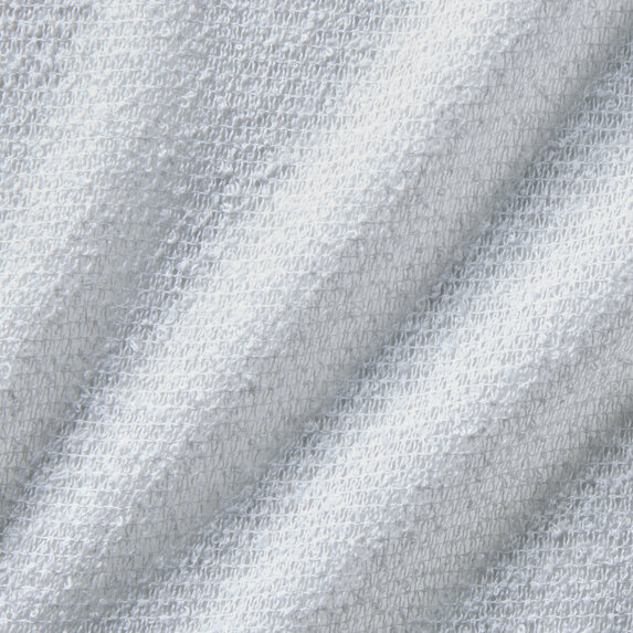 900