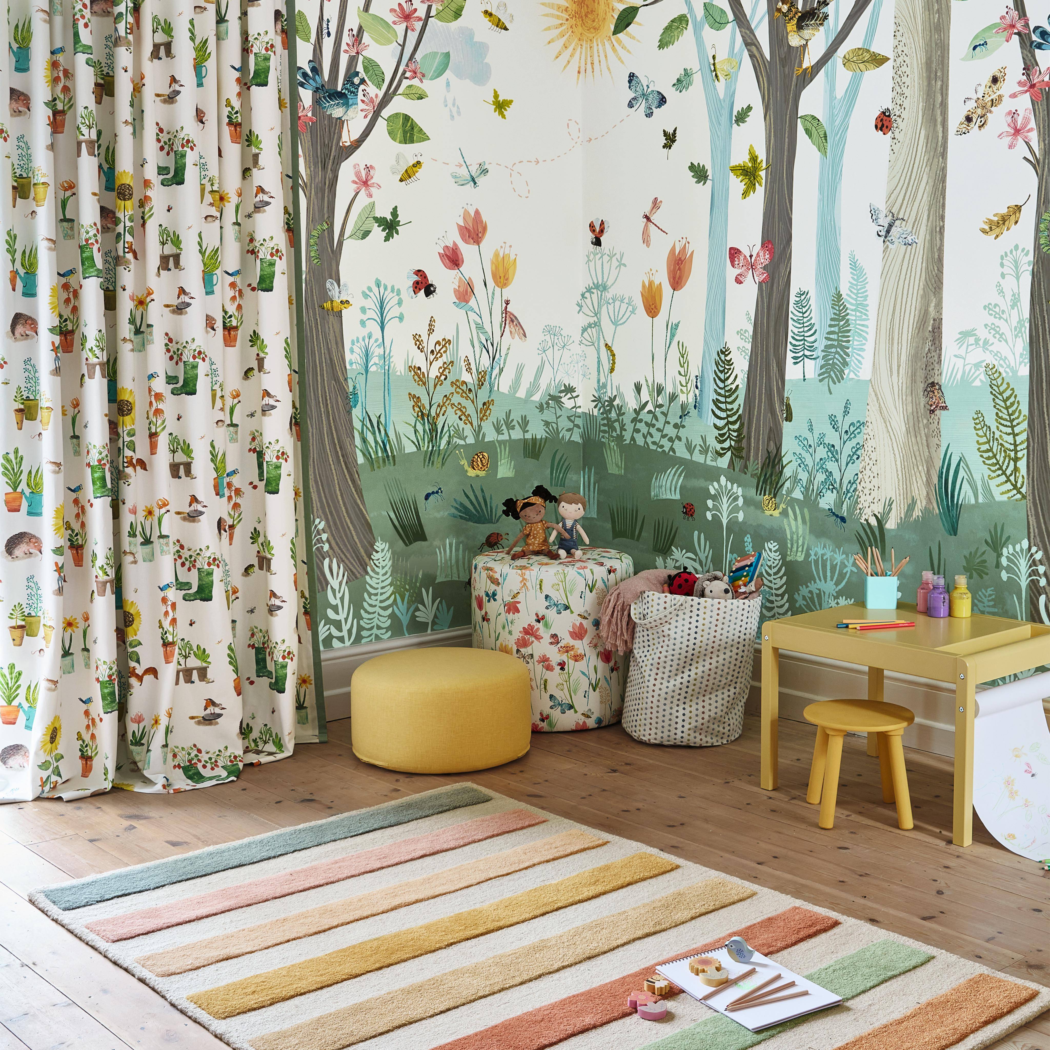 Villa Nova Busy Buzzy Wall Mural Villa Nova Busy Buzzy Wall Mural