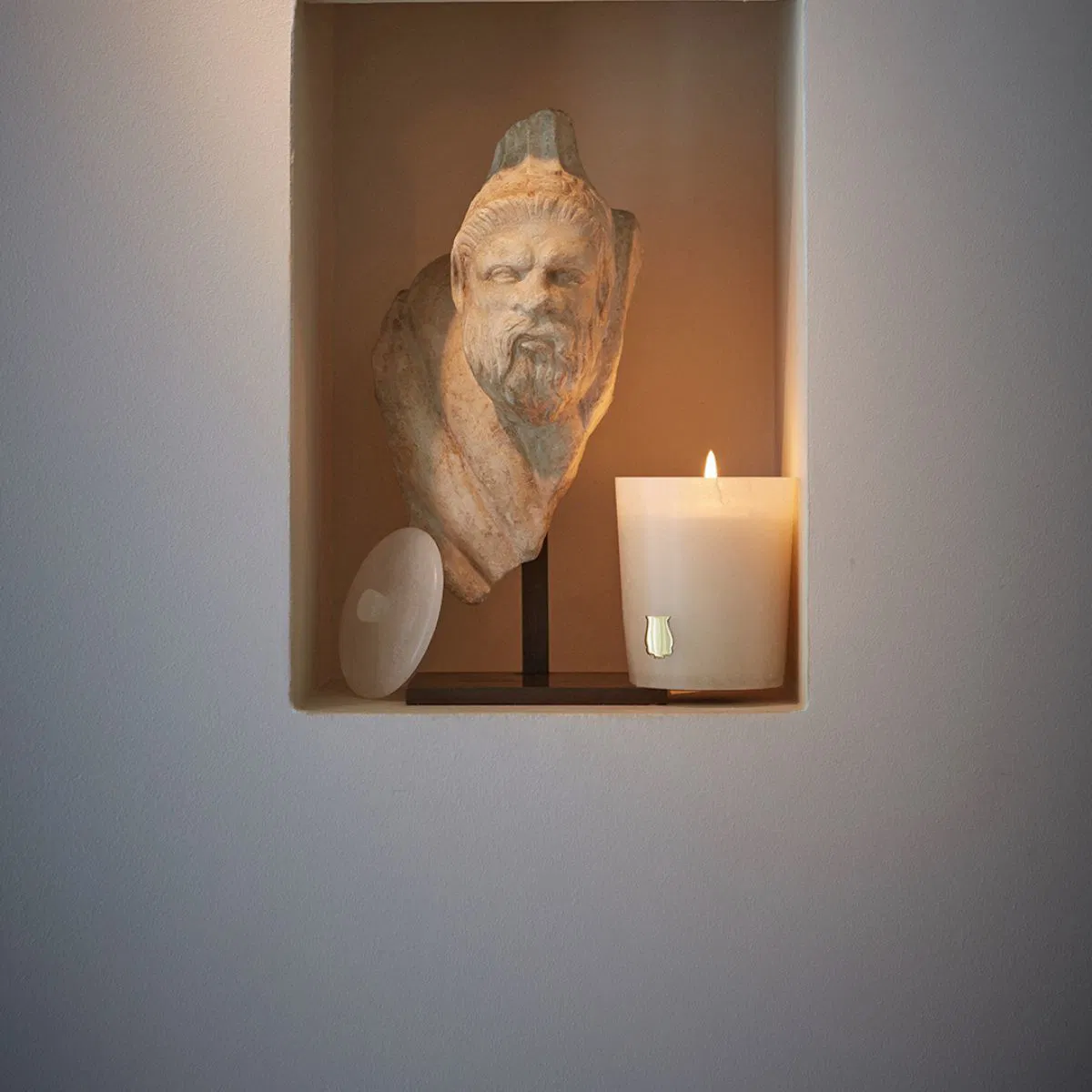 Trudon Gabriel Alabaster