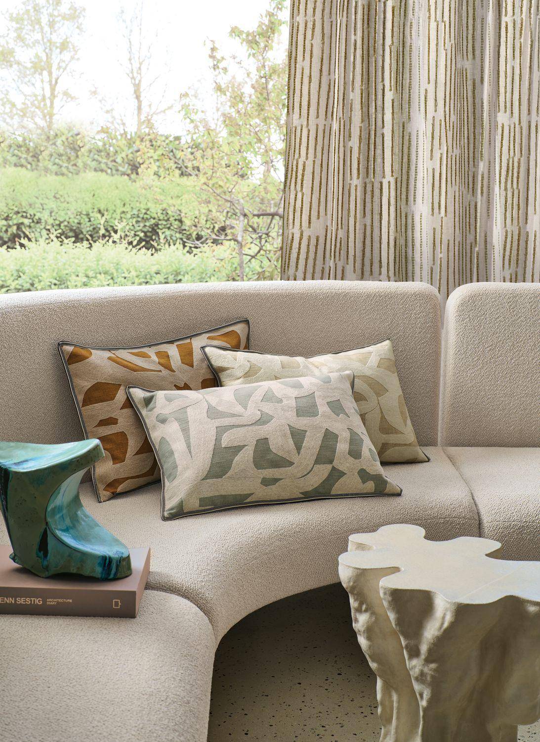 Casamance Mainland Celadon 40x60 cm -  - Kissenbezug mit Stickerei
