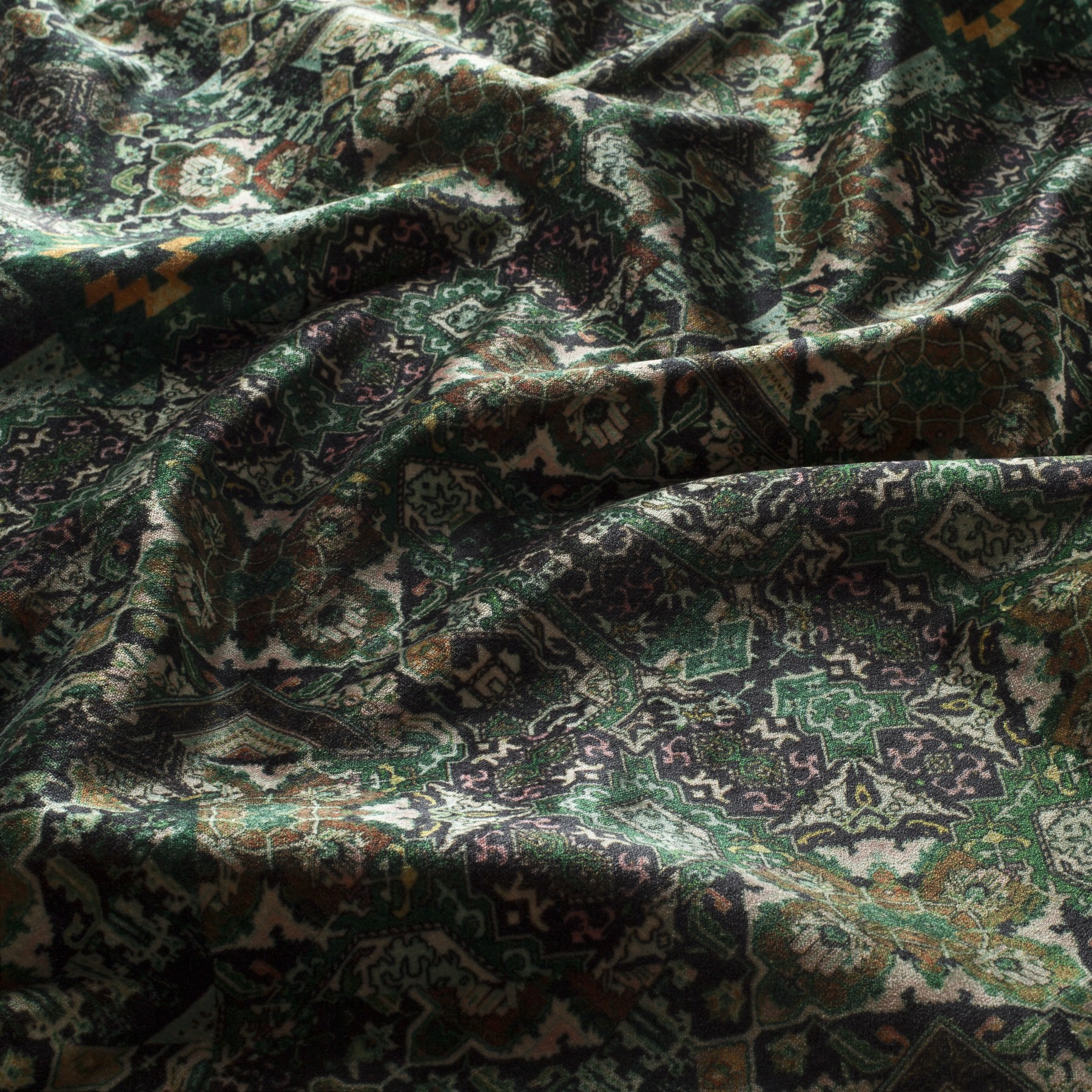 Carlucci Silk Road Dream – Geometrischer Dekostoff 