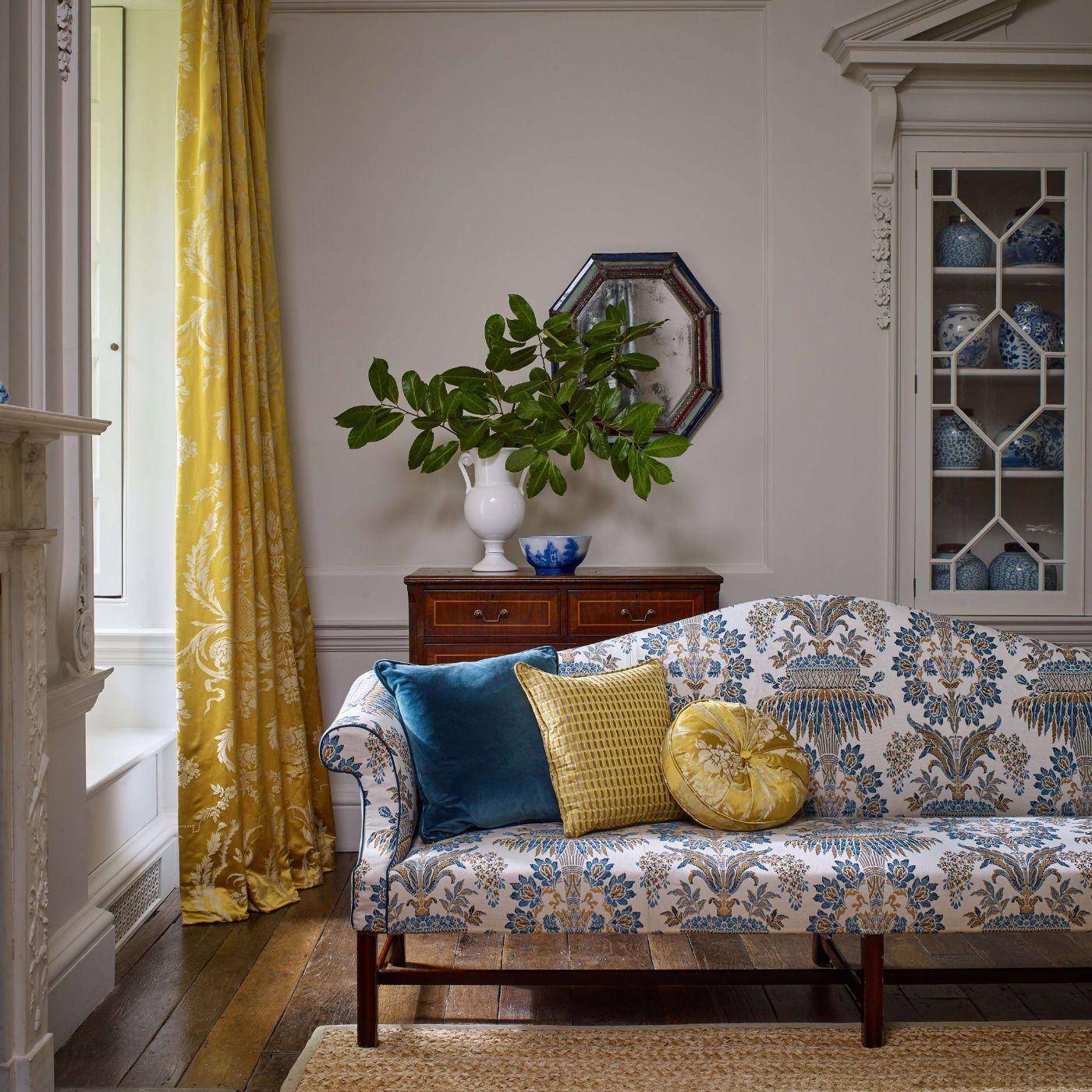 Zoffany Arabesque Silk
