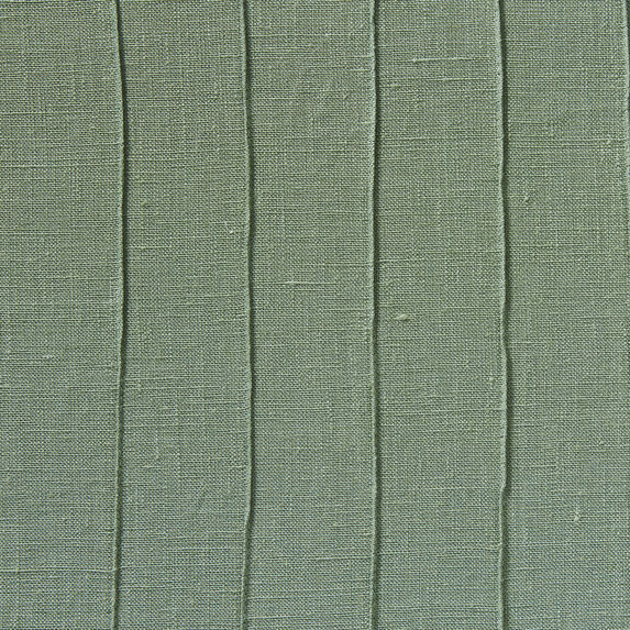 795