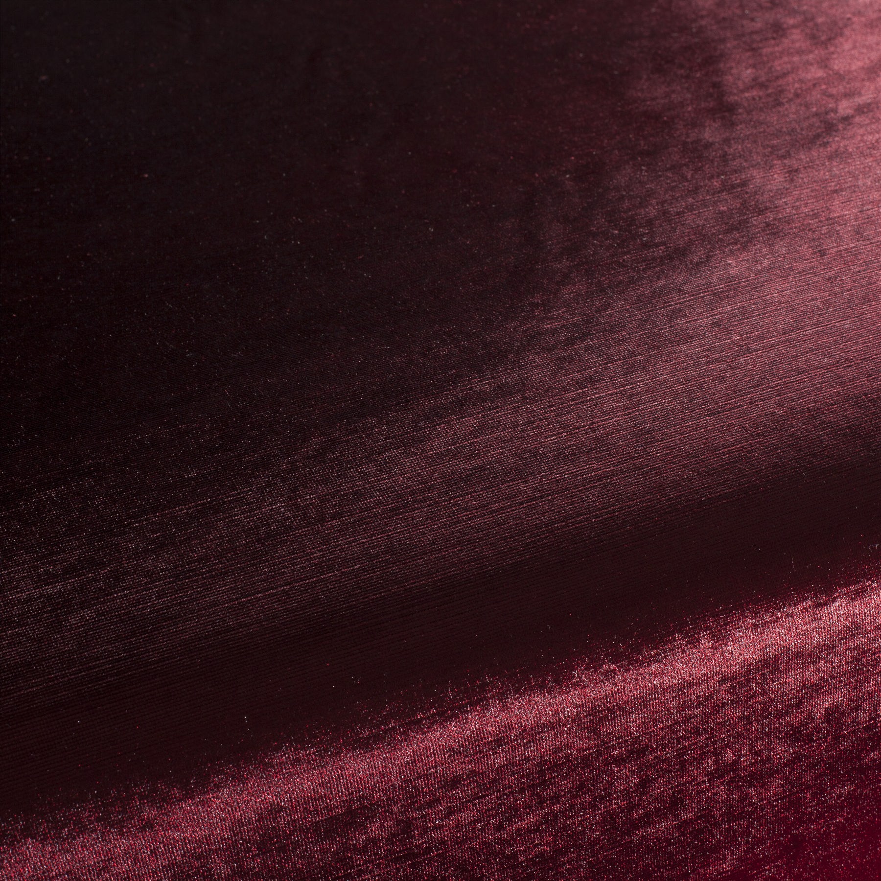 Carlucci Glossy Velvet