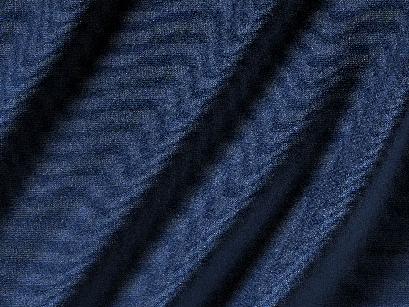 557