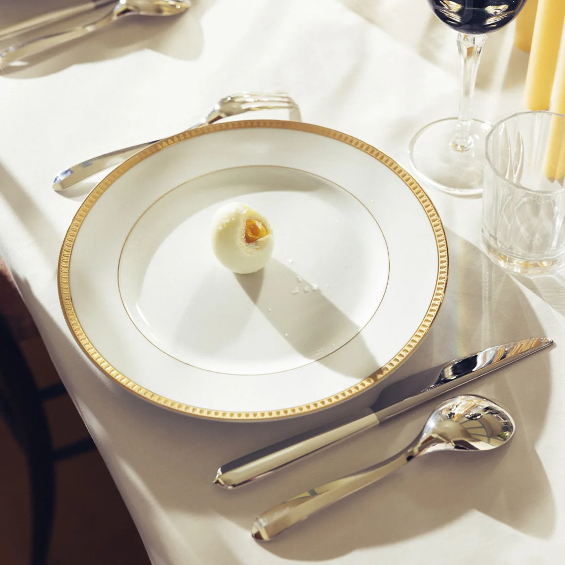 Christofle Infini Tafelmesser gezahnt versilbert