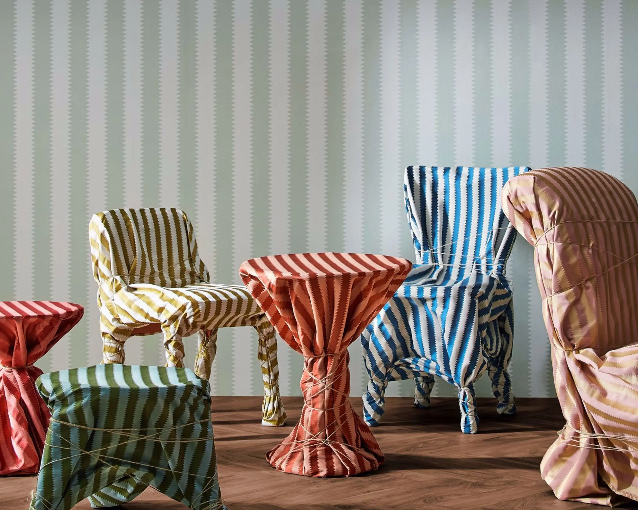 Sanderson Aperigon Parade Wallpaper