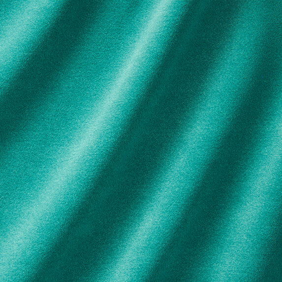 776