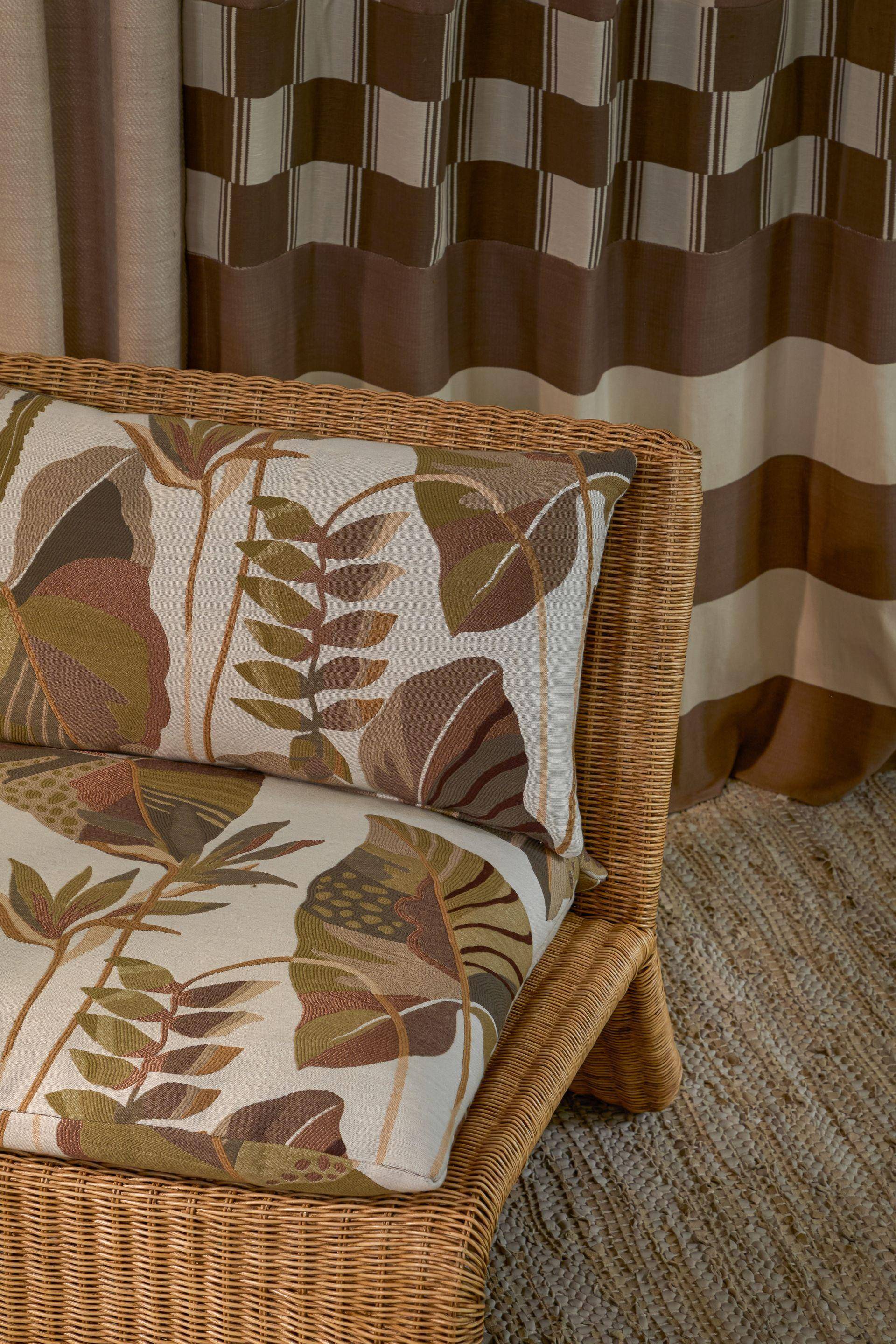 Jim Thompson Arum Leaves