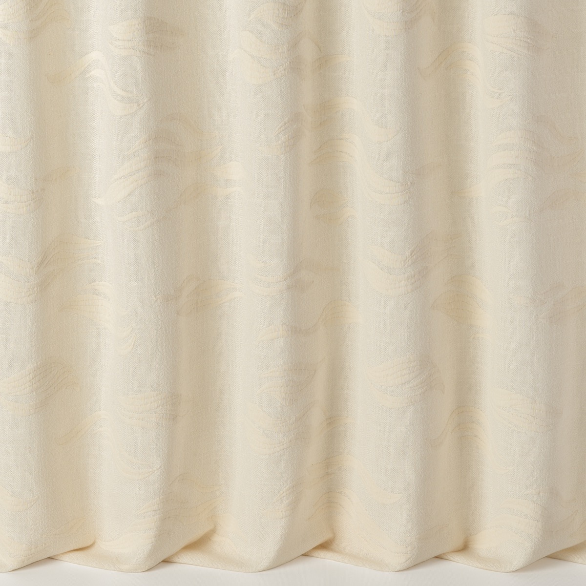 Nobilis Sogni - doppeltbreiter Voile mit Stickerei