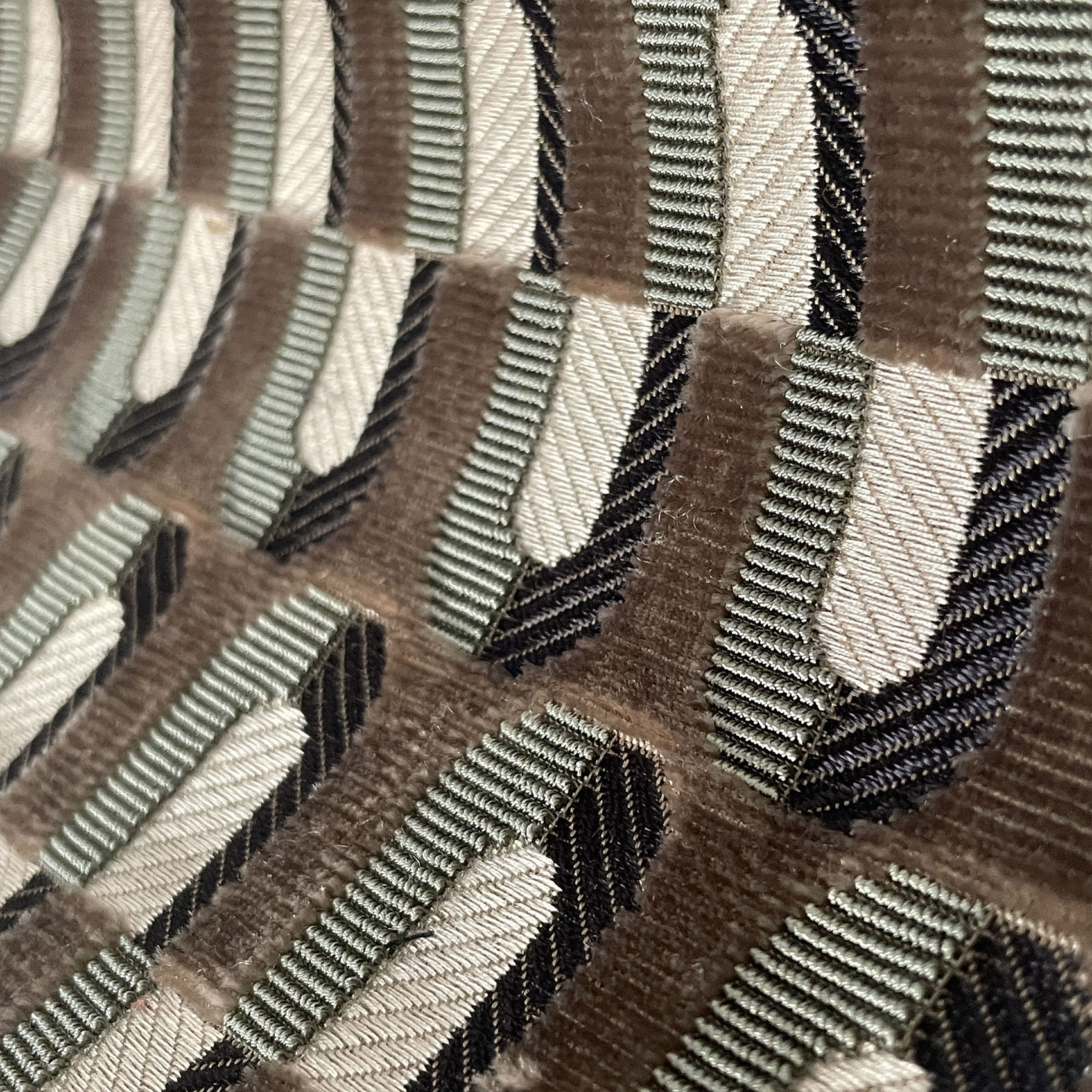 MARRÓN/GRIS