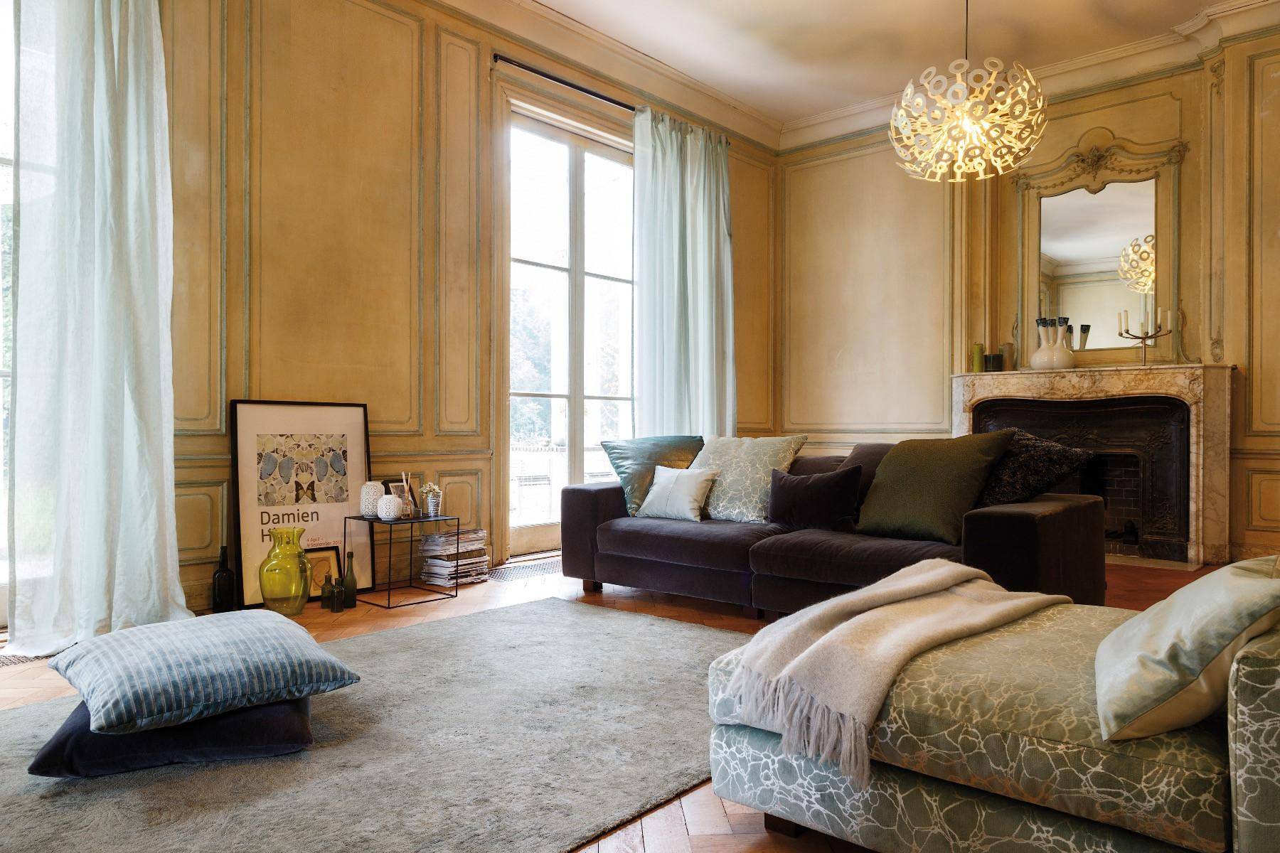 Fischbacher 1819 Velvet Marble