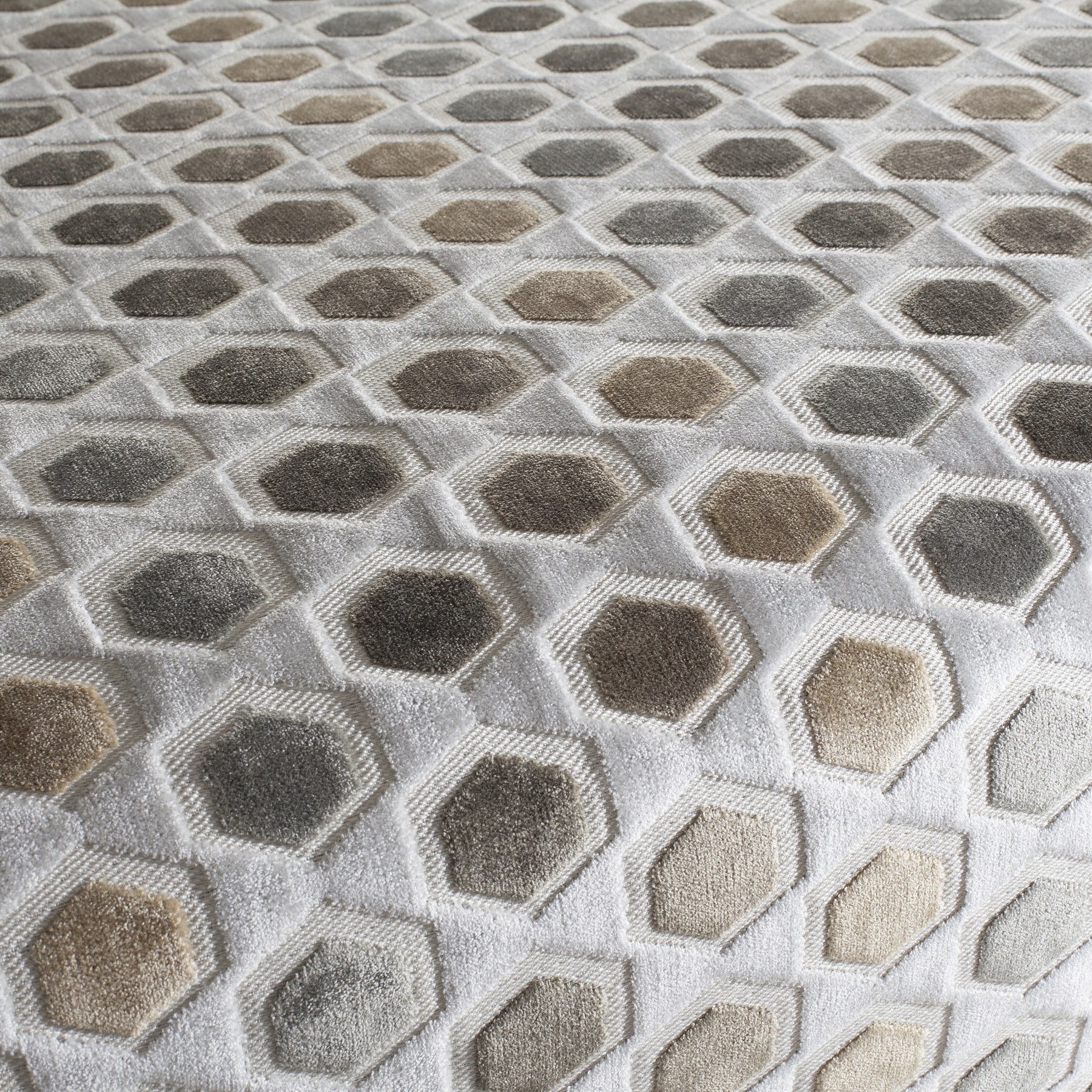 Chivasso Sweet Harmony – Polsterstoffe Hexagone Samt