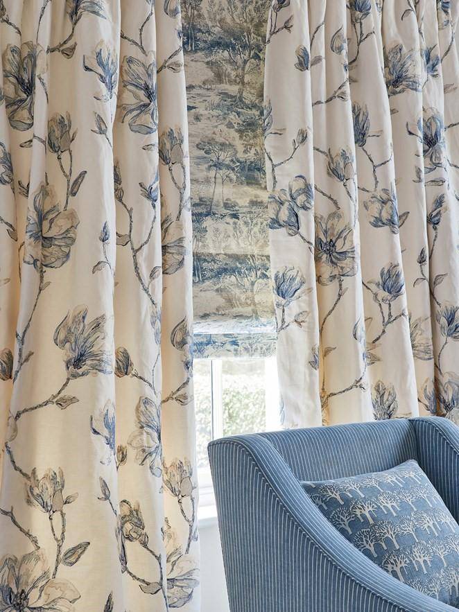 Jane Churchill Lola Flower