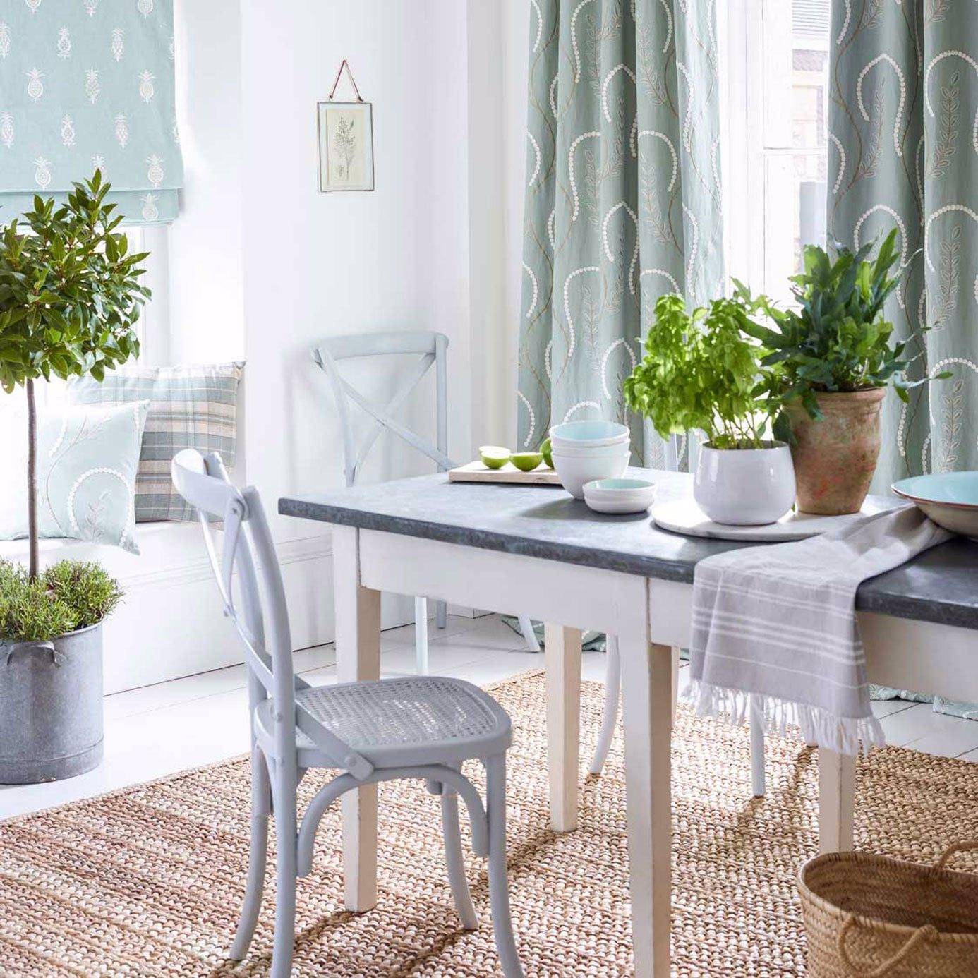 Sanderson Chamomile Trail