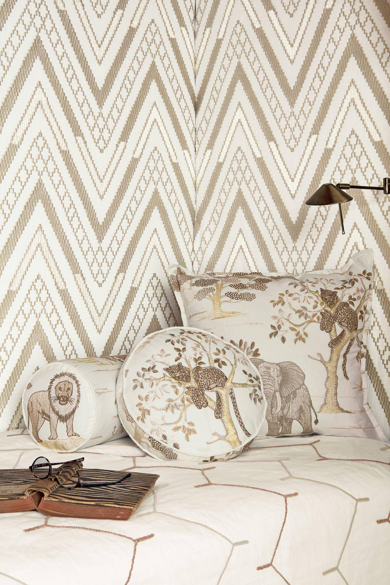 Travers Safara Embroidery