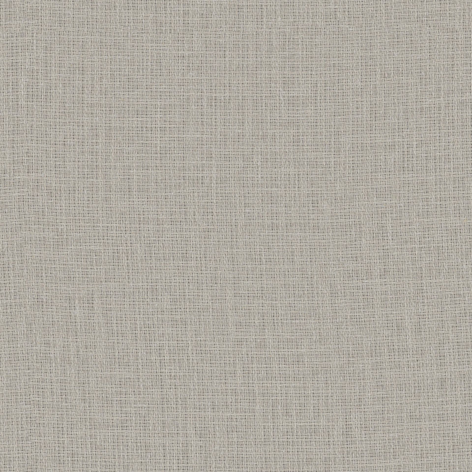 983