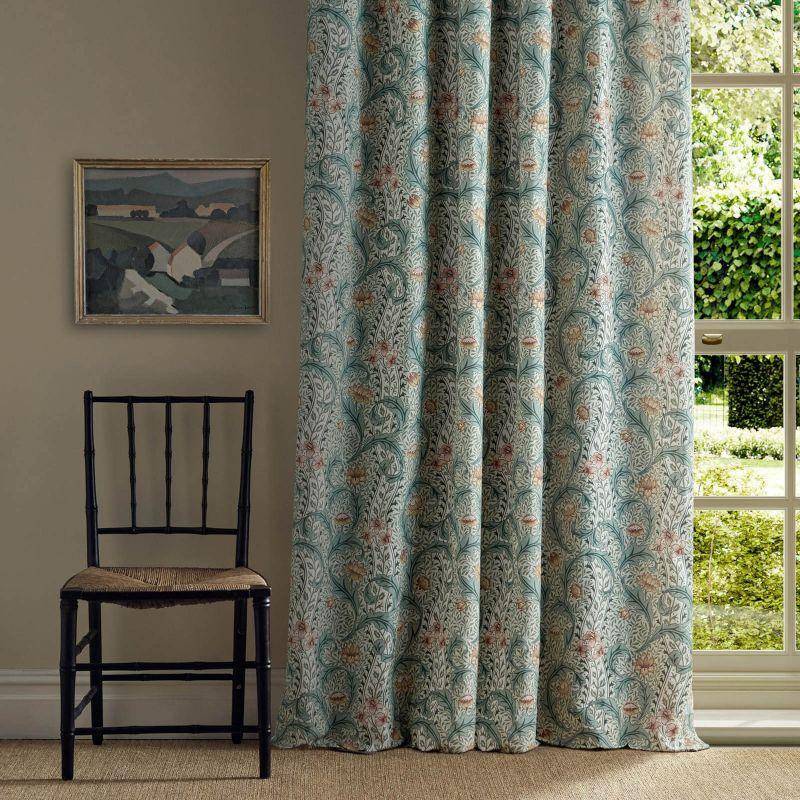 Morris & Co Wild Tulip & Vine 