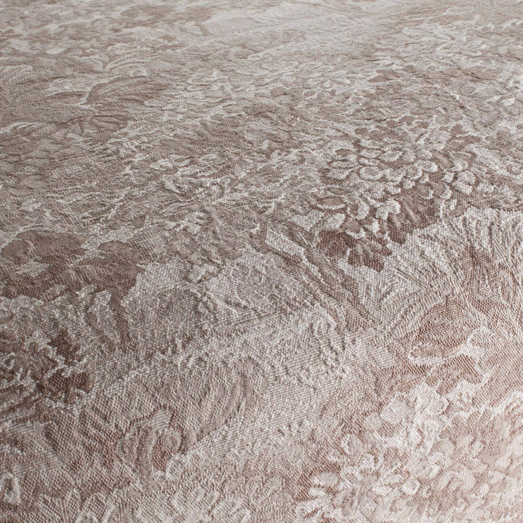 JAB Selva – floraler Chenille Bezugsstoff