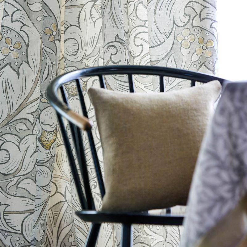 Morris & Co  Pure Bachelors Button print 