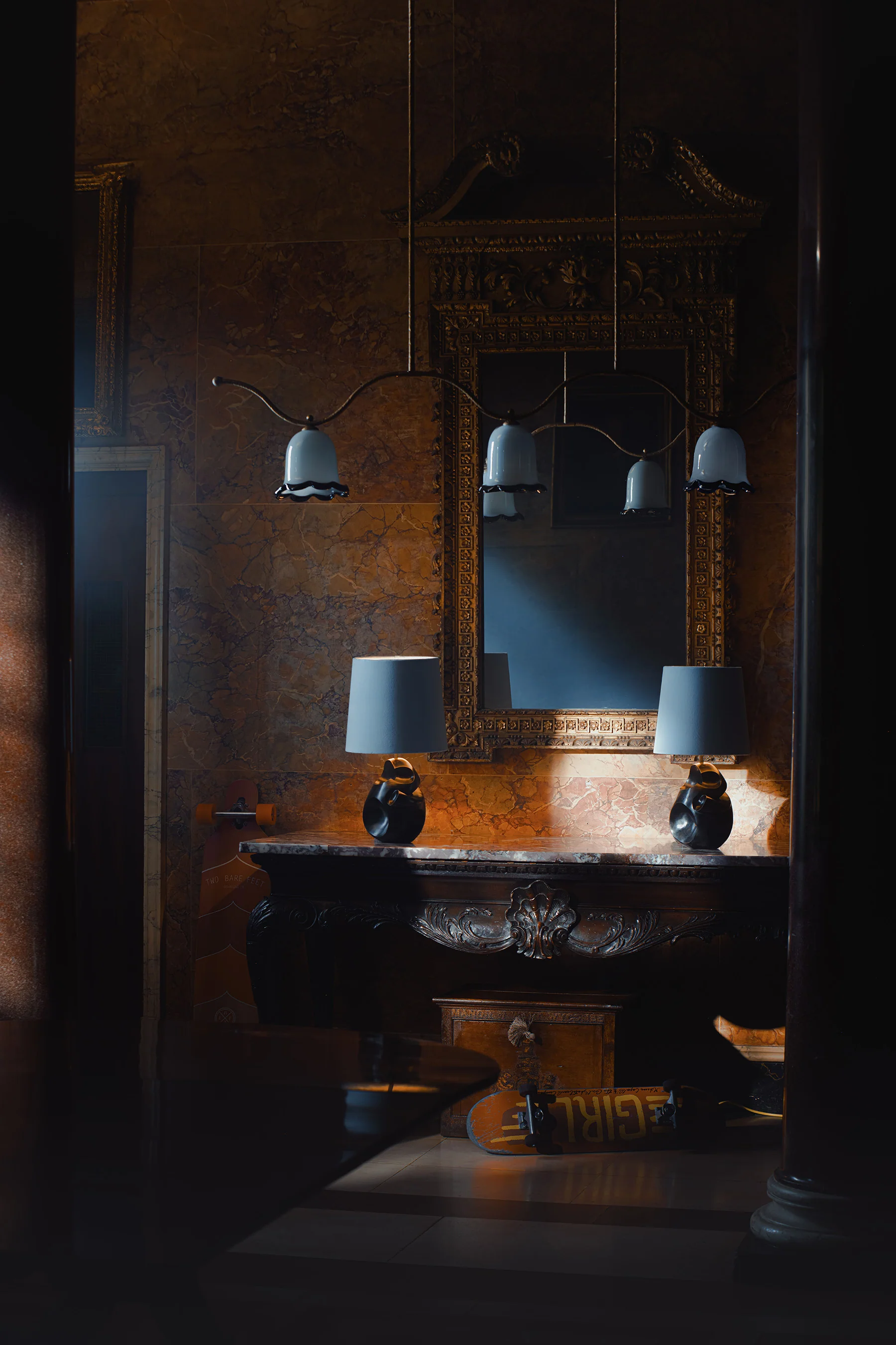 Porta Romana Calder Lamp
