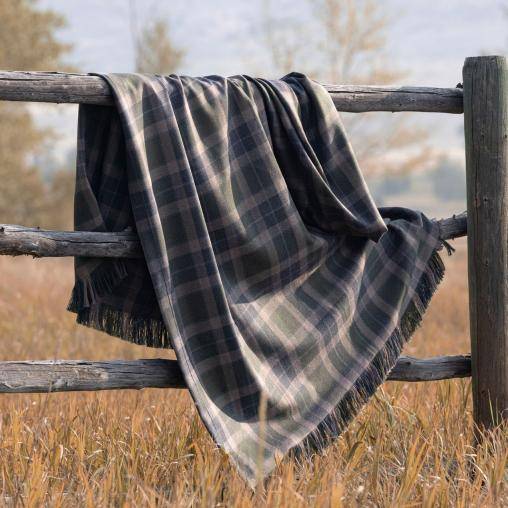 Holland & Sherry Pioneer Plaid