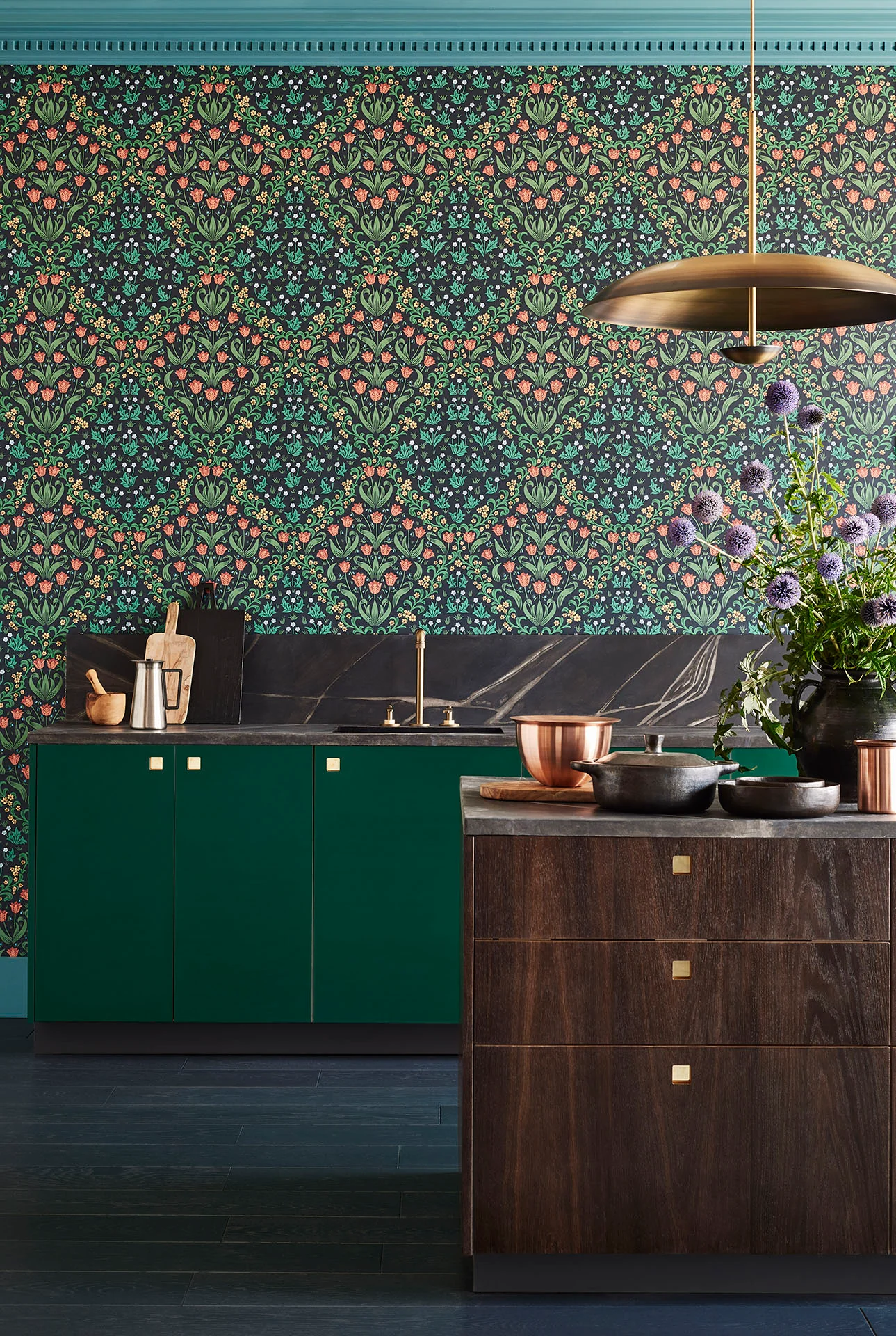 Cole & Son Tudor Garden