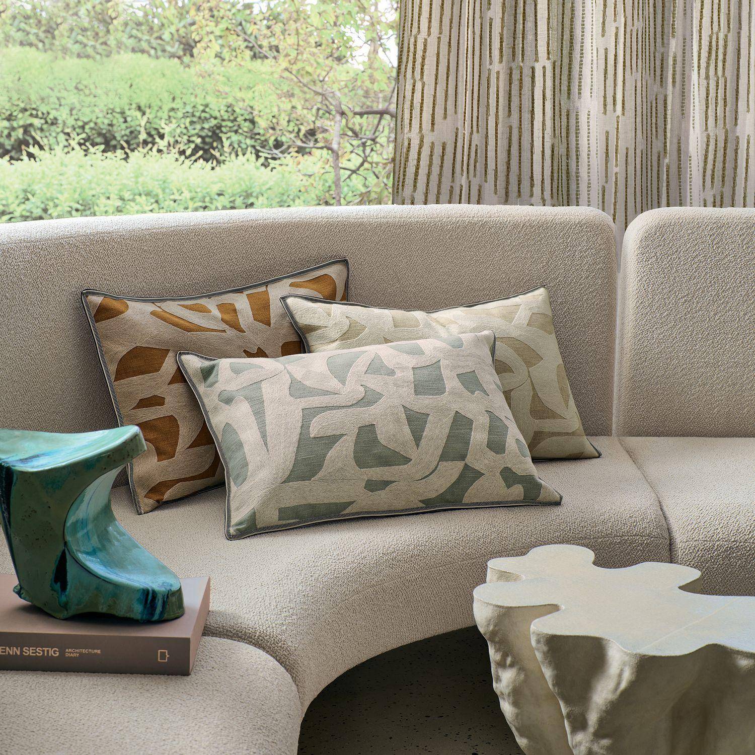 Casamance Mainland Ocre 40x60 cm - Kissenbezug mit Stickerei
