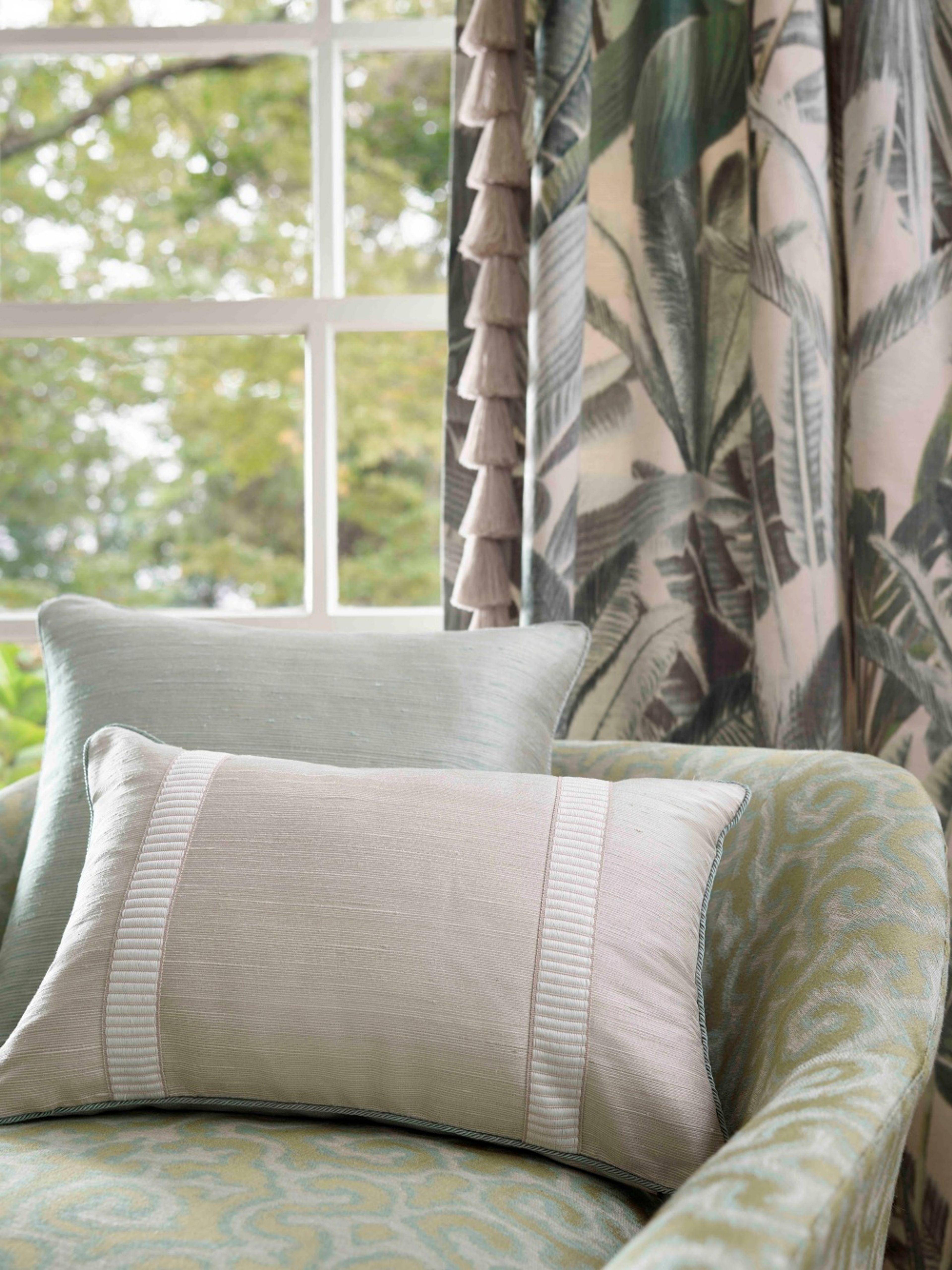 Jim Thompson Mindoro 