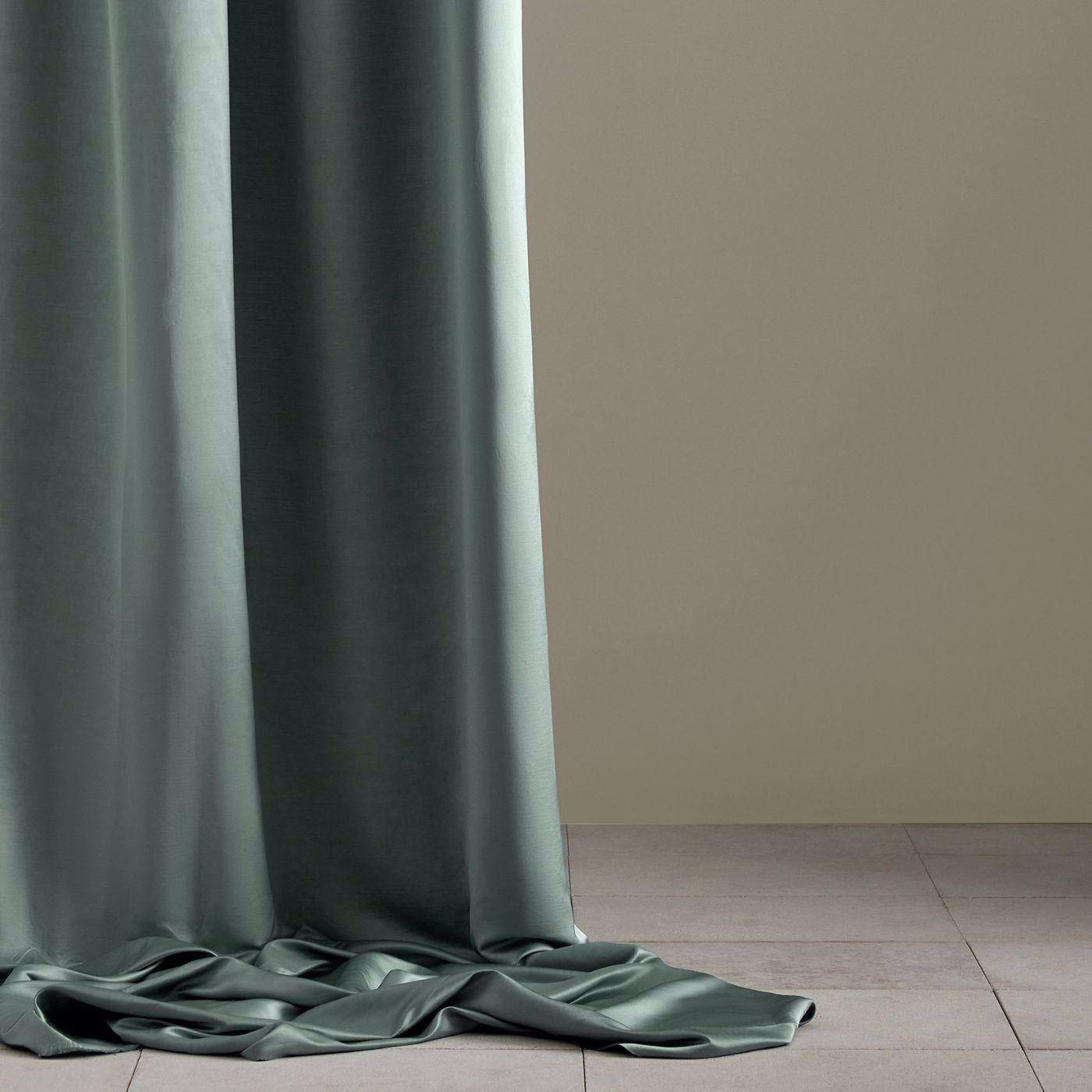 Zoffany Amoret Performance