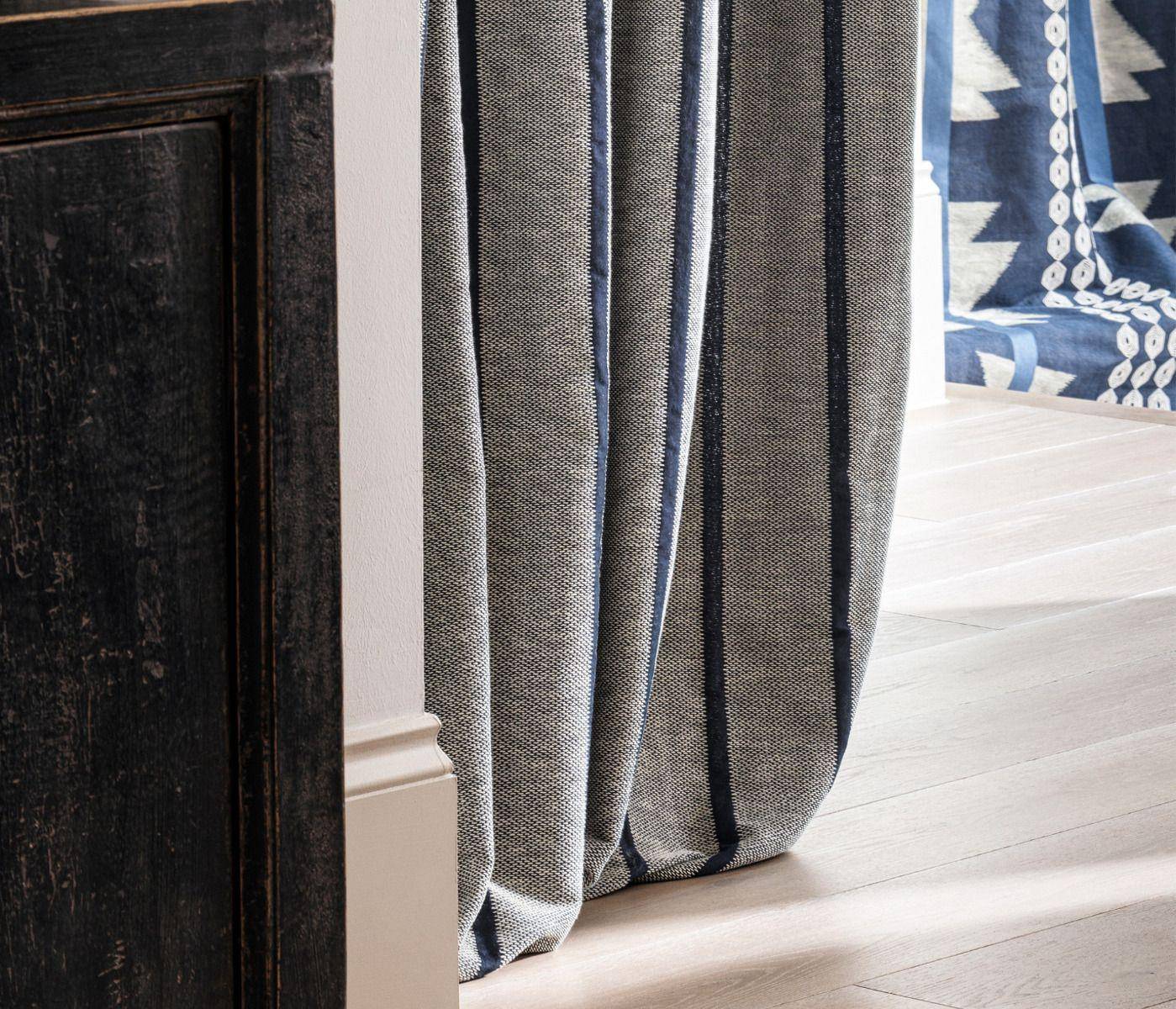Osborne & Little  Pueblo Stripe
