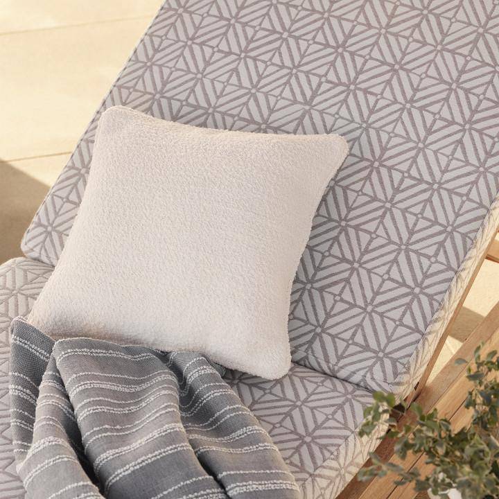 Mark Alexander Veranda Tile Mark Alexander Veranda Tile