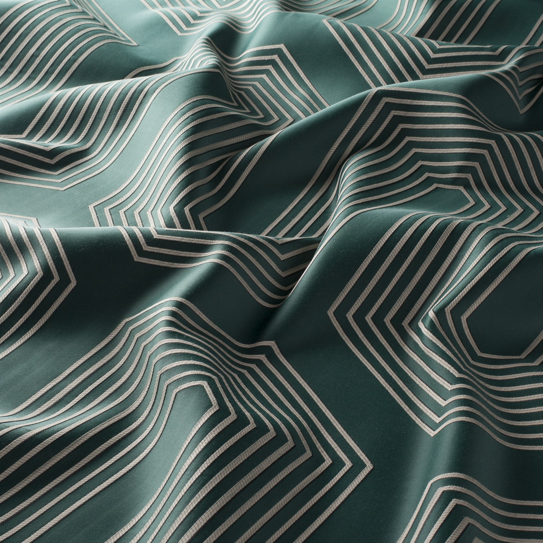 031