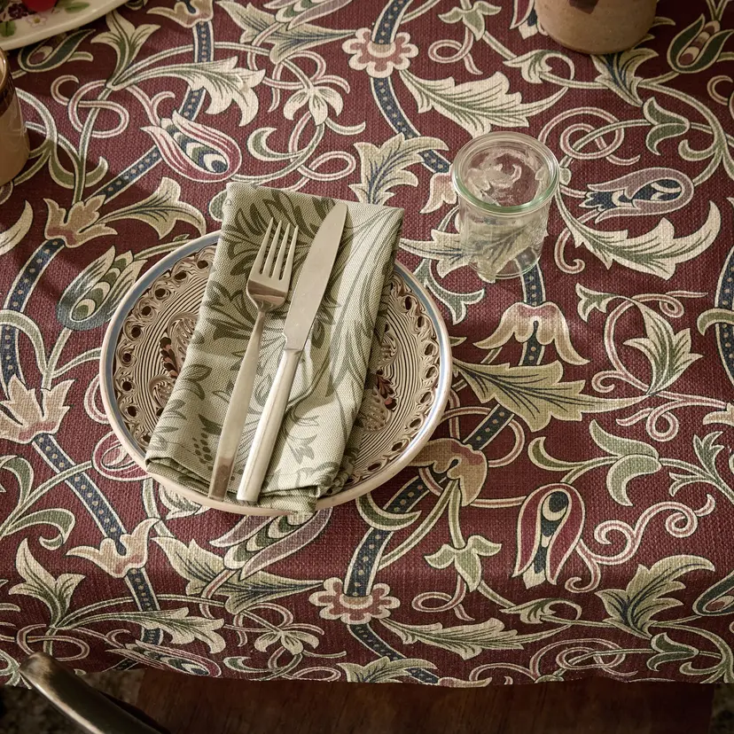 Morris & Co Scrolling Tulip 