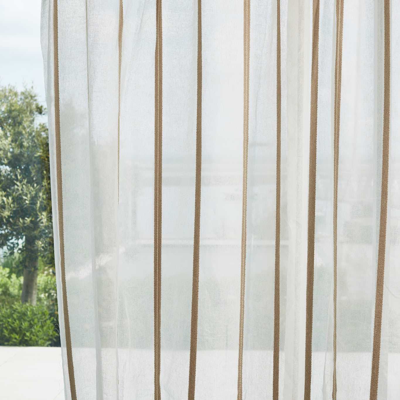 Harlequin Stratus Sheer
