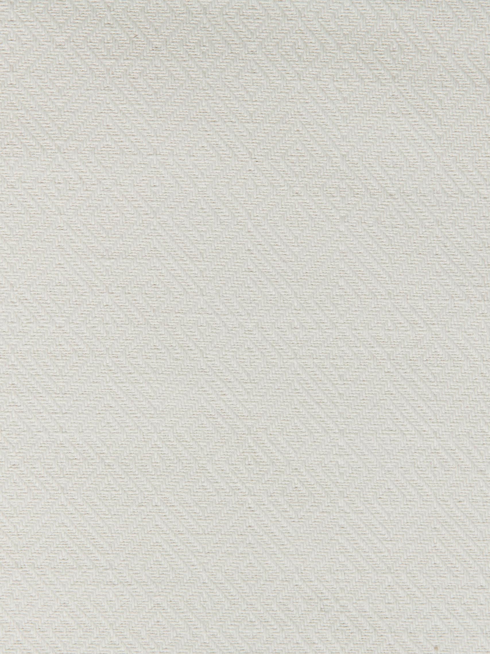 Holland & Sherry Bolas