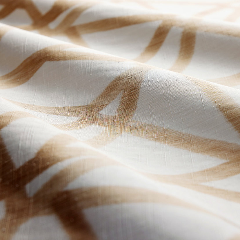 Harlequin Sumi Ikat - Dekostoff mit handgedruckter Optik